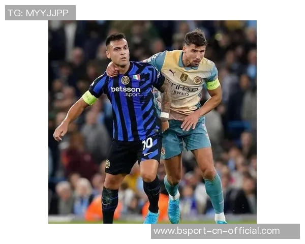 巴萨友谊赛大胜阿森纳争议判罚引发全场热议